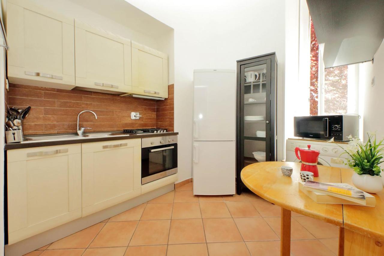 4Bnb - Quiriti Delightful Apartment Рим Екстер'єр фото